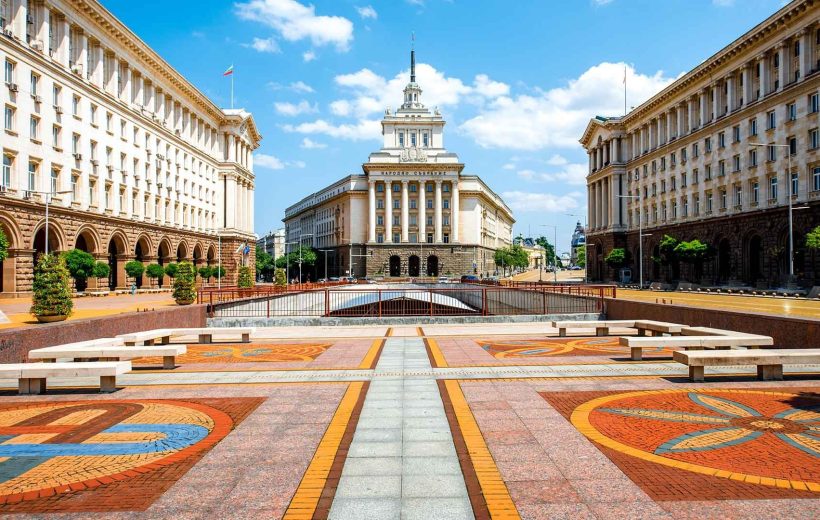 ΧΡΙΣΤΟΥΓΕΝΝΑ ΣΤΗΝ ΦΙΛΙΠΠΟΥΠΟΛΗ & Χιονοδρομικό Μπόροβετς